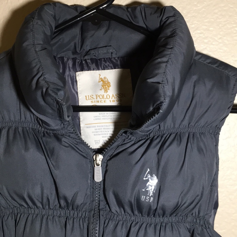 Vest - Picture 2 of 2